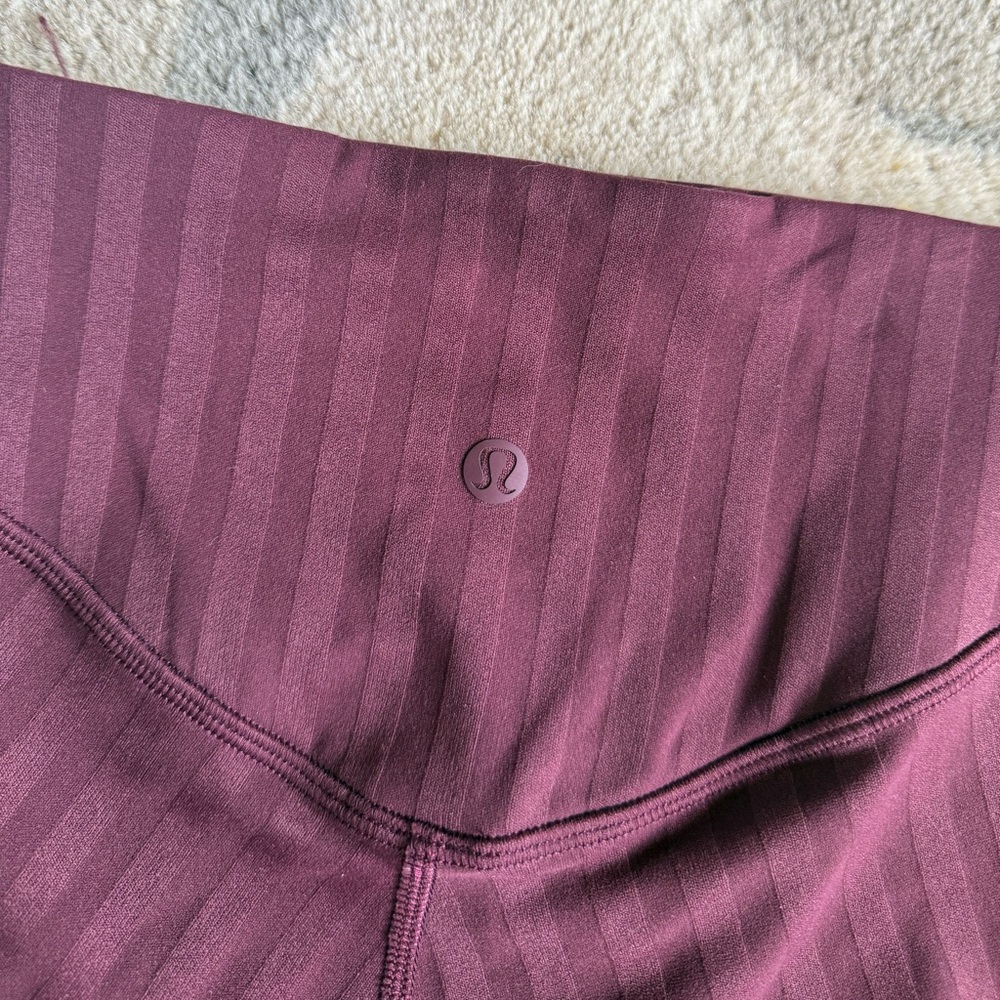 Lululemon Wunder Under Tonal Stripe In Garnet - Picture 4 of 4